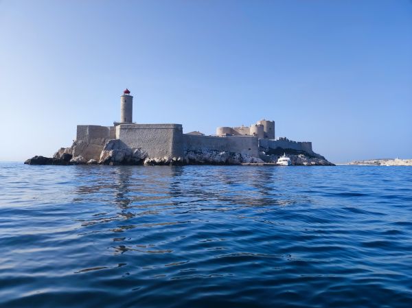 Chateau dIf vom Ruderboot aus Marseille 2022
