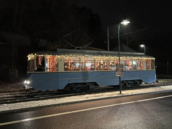 Der Weihnachtsmann kommt per Strassenbahn Rdersdorf 2022