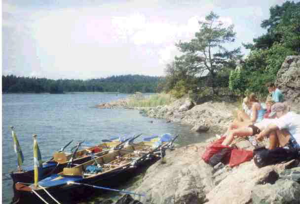 Ruderboote Ruderer Pause auf einer Schre in der Ostsee