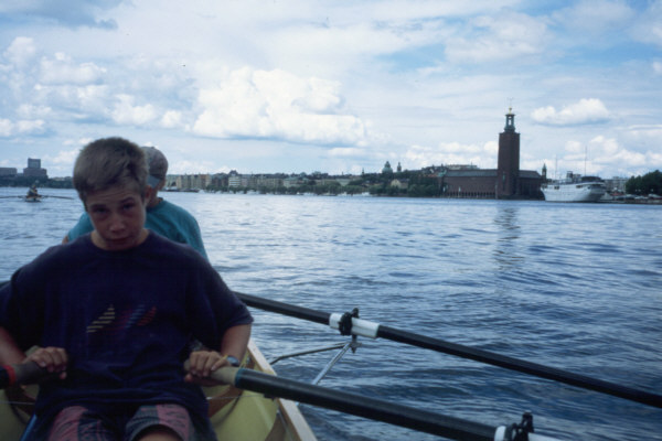 kai stockholm stadhuset ruderboot